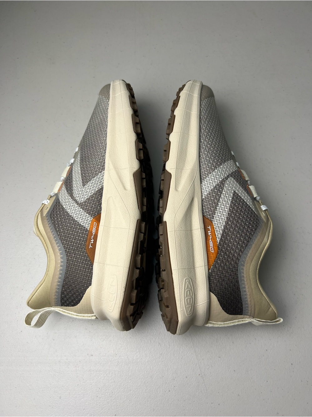 Keen Women’s 450 Dirt Hiking Shoes Size 10.5W In Birch/Nectarine Color way EUC - Picture 8 of 13